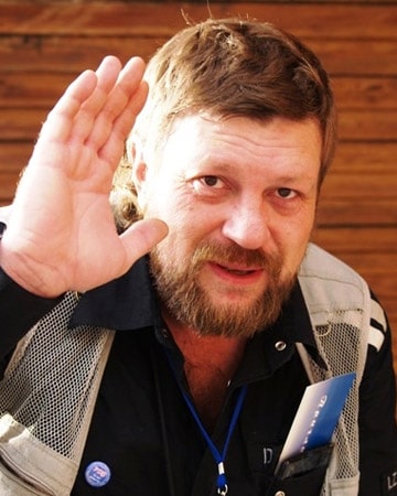 Олег Синицын, журналист, поэт, автор-исполнитель собственных песен, сценарист